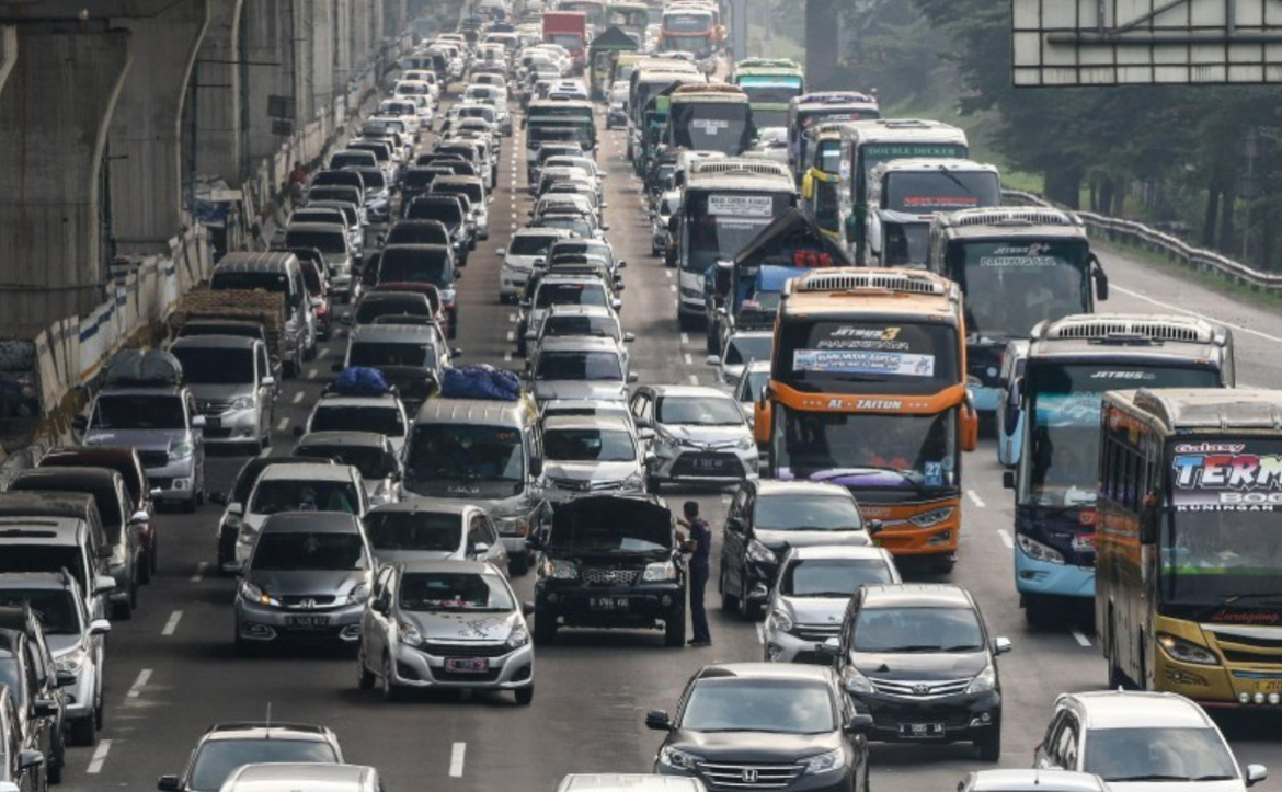 Arus Balik Mudik Lebaran 2025 Diprediksi Padat, One Way Diberlakukan di Tol Trans Jawa